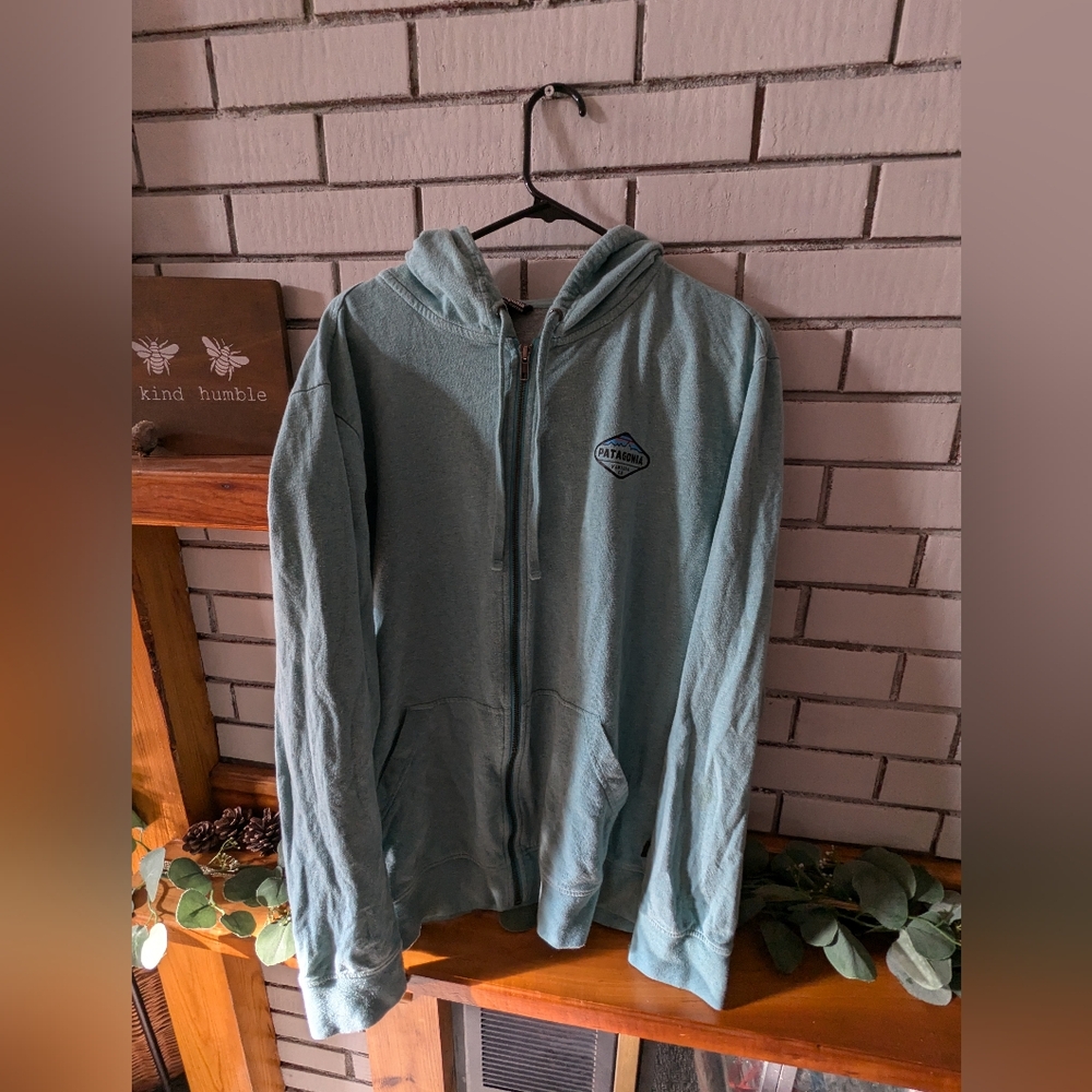 patagonia zip up